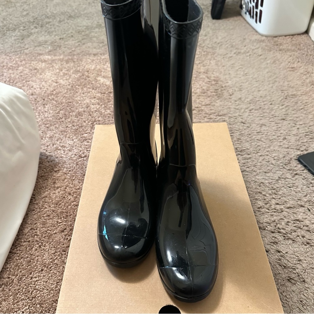 Women UGGS RainBoots